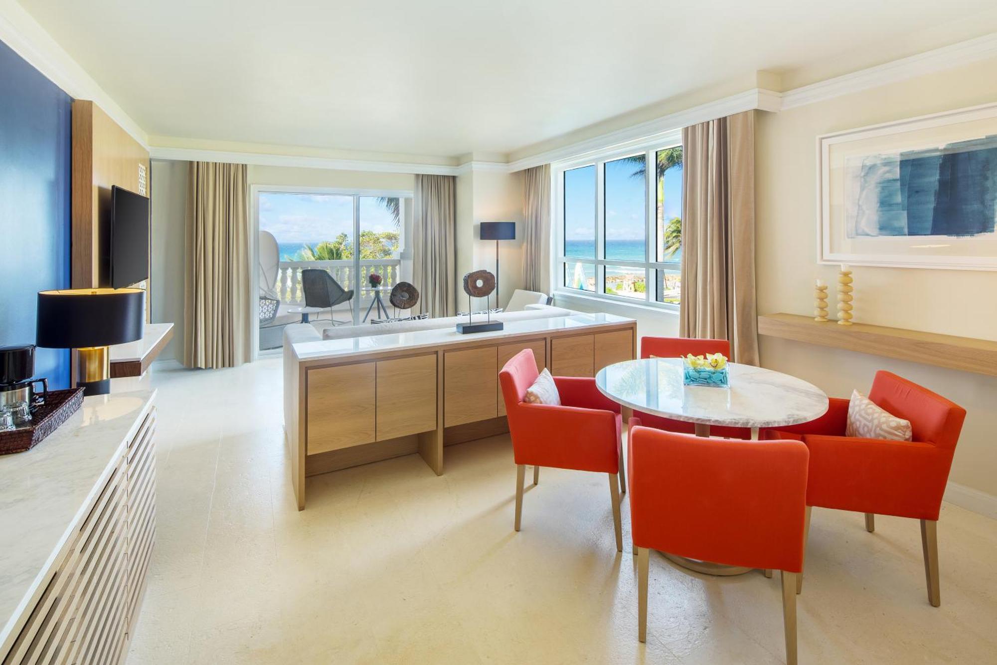 One-Bedroom Suite - Oceanfront